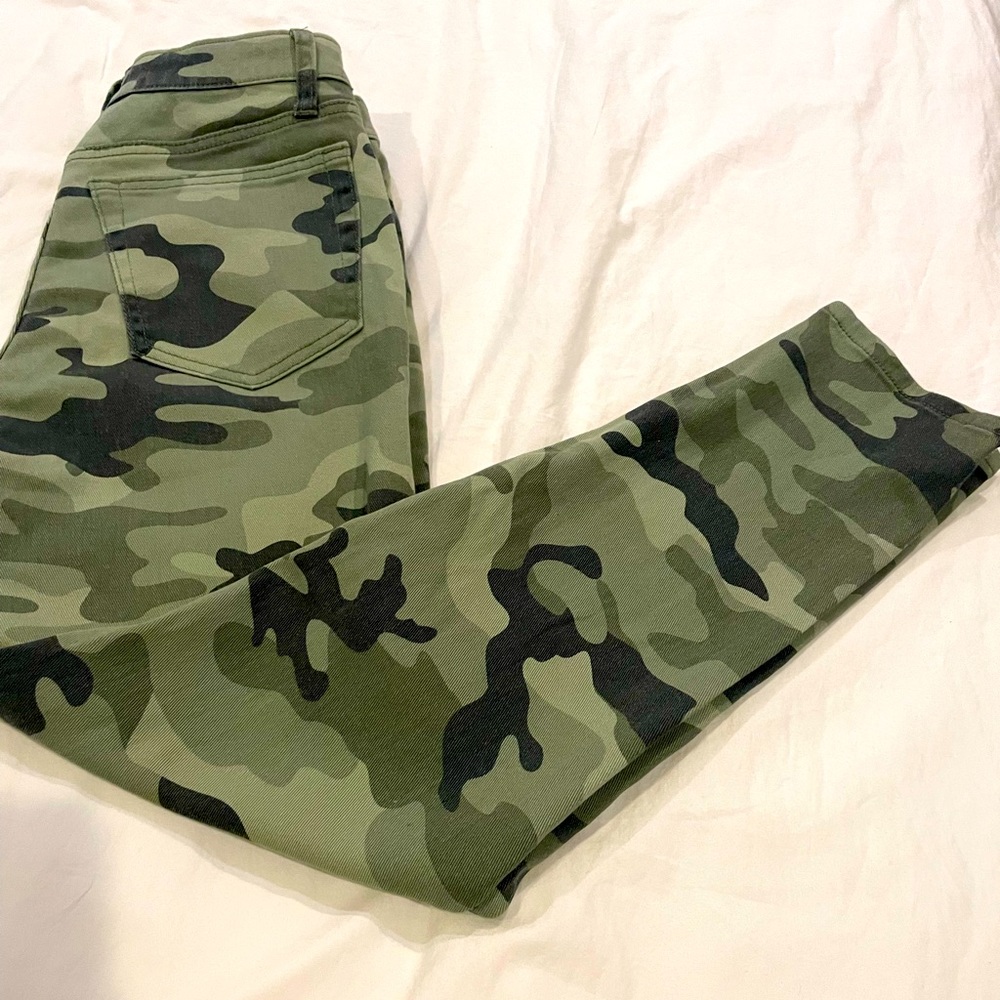 Nili Lotan for Target Camo Pants Women's Ankle Stretch size 2  - Never worn